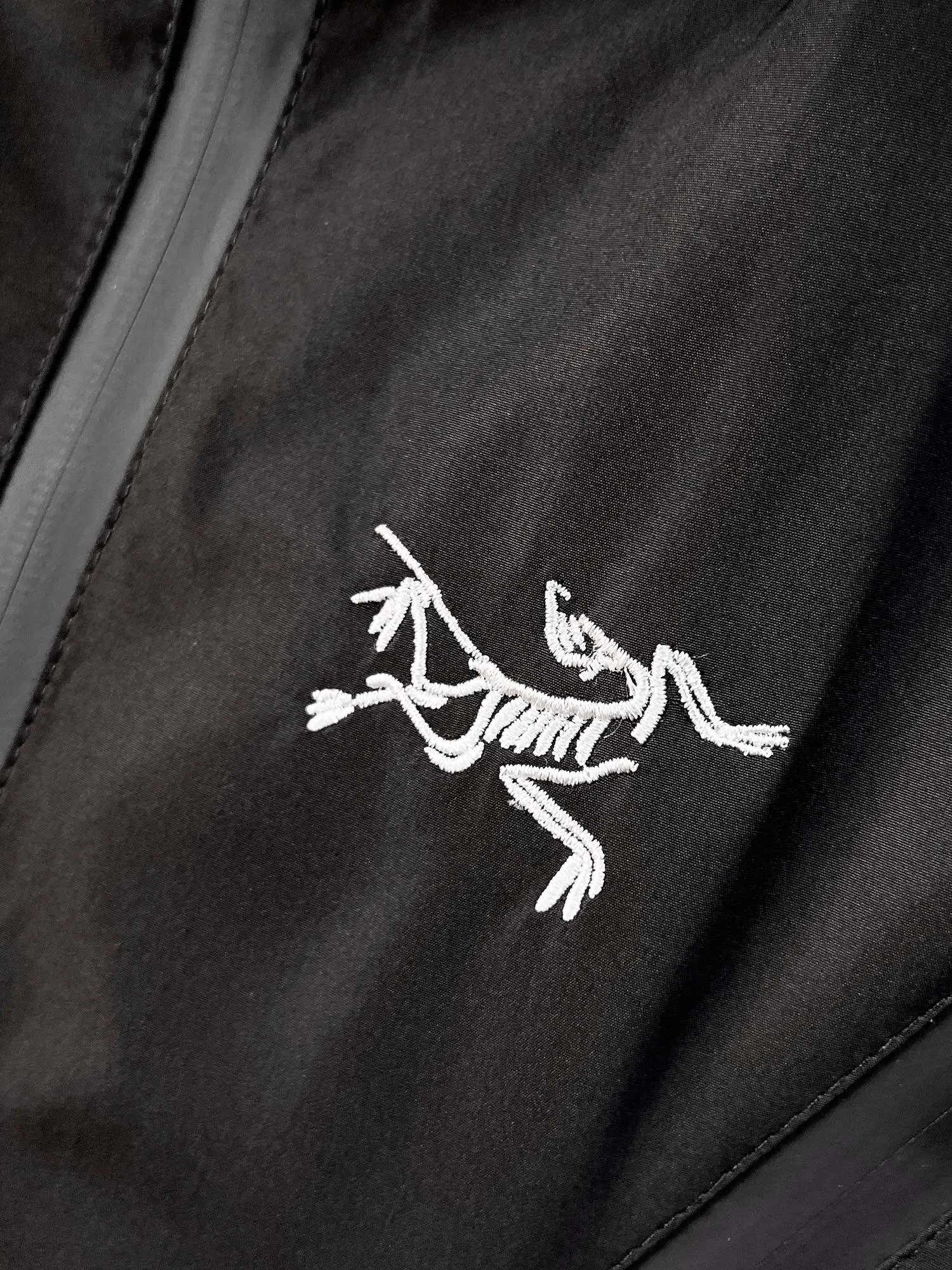 Same Style， ， 2026 New Arrival ， Original Premium Breathable ， ， ， Quality。 ， Sizes：M～3XL，